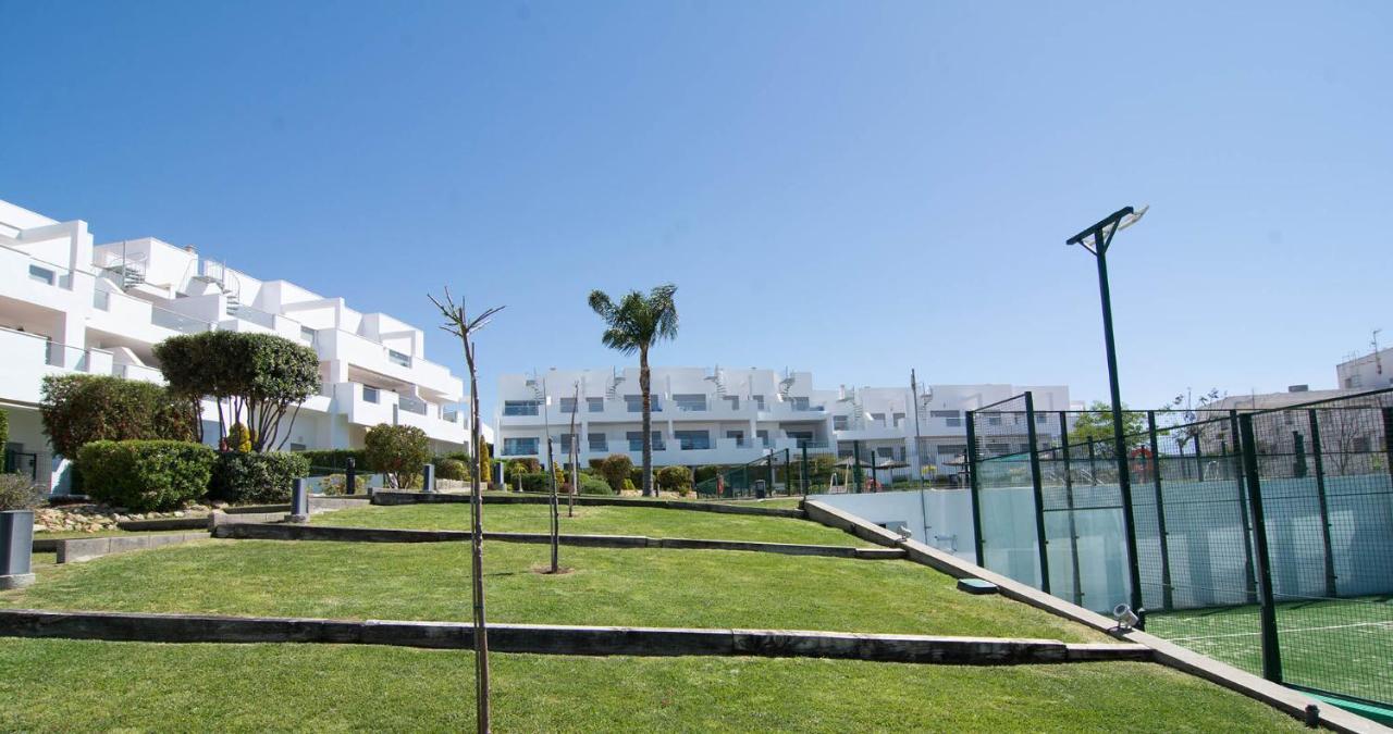 Apartamentos Conil Park Conil De La Frontera Exterior foto